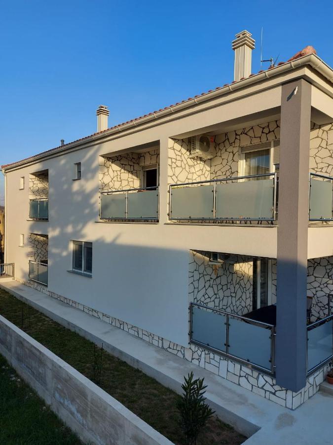 Apartmani Gimi Shine Vrsi Exterior photo