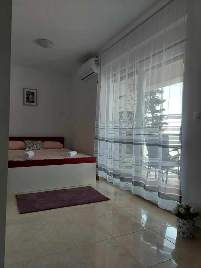 Apartmani Gimi Shine Vrsi Exterior photo