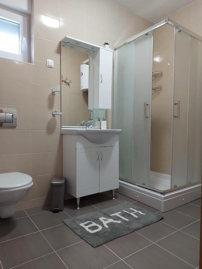Apartmani Gimi Shine Vrsi Exterior photo