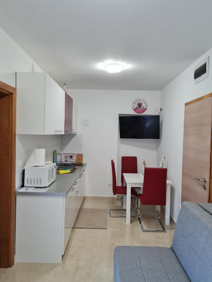 Apartmani Gimi Shine Vrsi Exterior photo